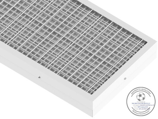 ISP4 Indoor-LED-Sportleuchte mit 140 LPW Effizienz für die ideale Lösung für alle Arten von Tennishallen mit bis zu 7 Jahren Garantie